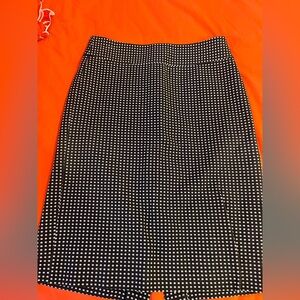 Banana Republic Black and White Houndstooth Pencil Skirt